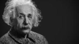 Timeline: Albert Einstein