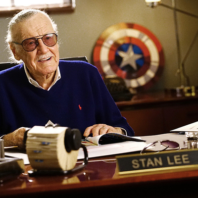 Timeline: BIOGRAFÍA DE STAN LEE