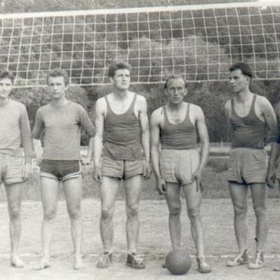 Timeline: historia siatkówki