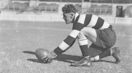 Timeline: «Возникновение спортивных игр с мячом".