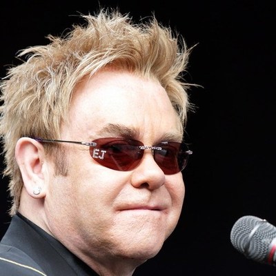 Timeline: La vida de Elton John