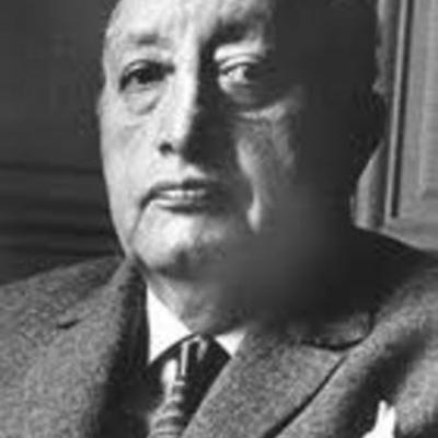 Timeline: Biografía de Miguel Ángel Asturias