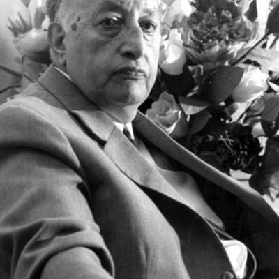 Timeline: Biografía de Miguel Angel Asturias