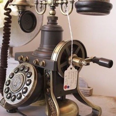 Timeline: La Evolución de la Comunicación, inventos y eventos.