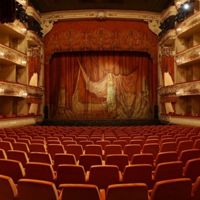 Timeline: По местам театра