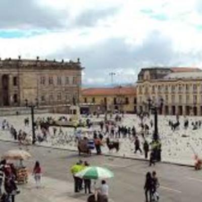 Timeline: HISTORIA DE LA COMUNICACIÓN EN COLOMBIA