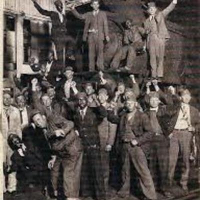 Timeline: MARCHA HISTÓRICA DE LA ECONOMÍA