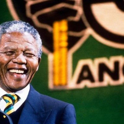 Timeline: Nelson Mandela : 1918 - 2013