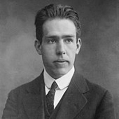 Timeline: Niels Bohr