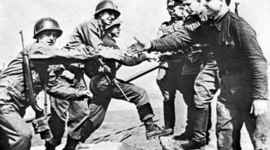 Timeline: De la Seconde guerre mondiale à la fin de la Guerre froide