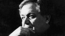 Timeline: Σταθμοί στη ζωή και το έργο του Μάνου Χατζιδάκι