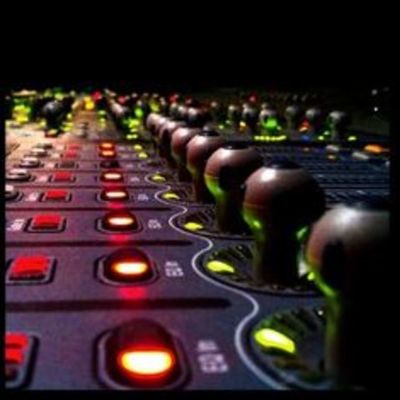 Timeline: The Evolution of Sound Engineering Technicians.