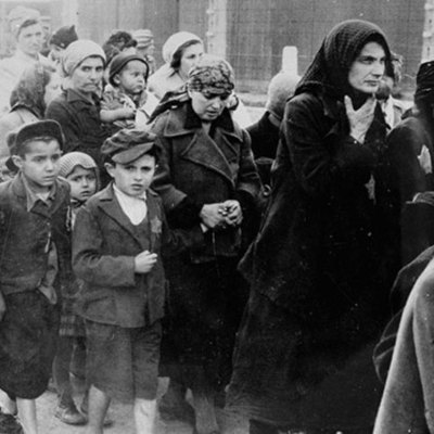 Timeline: The Holocaust