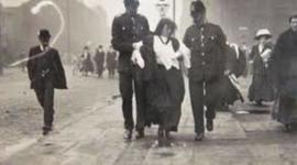 Timeline: feminismos