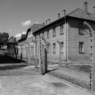 Timeline: Holocaust