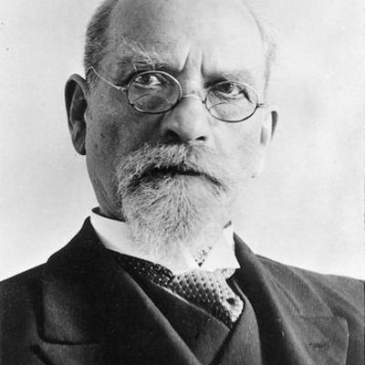 Timeline: Edmund Husserl