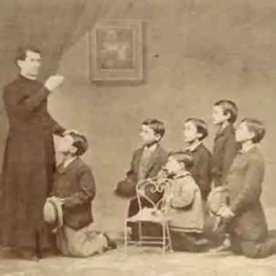 Timeline: EVOLUCIÓN DEL CURRÍCULO EN COLOMBIA