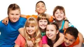 Timeline: ¡Tras los pasos de la infancia y la adolescencia!