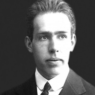 Timeline: Niels Bohr, Born: 10/07/1885 Died: 11/18/1962 - Timeline by Cory Winkeljohn