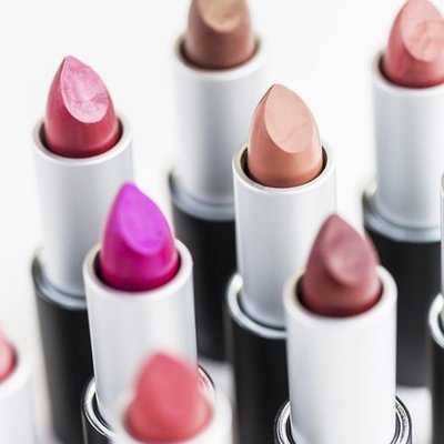 Timeline: Lipstick Through the Ages