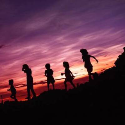 Timeline: MENA-REN PROZESUA