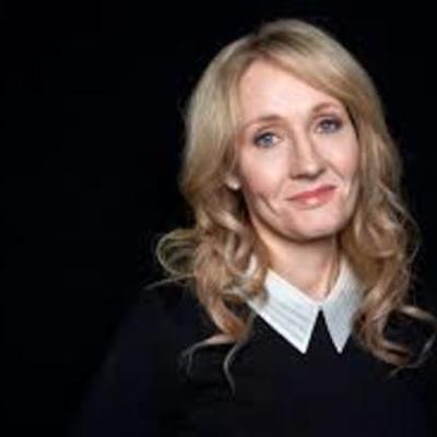 Timeline: Biografia J.K Rowling