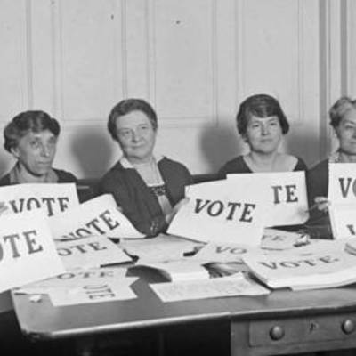 Timeline: Participación de la mujer en la política de Guatemala