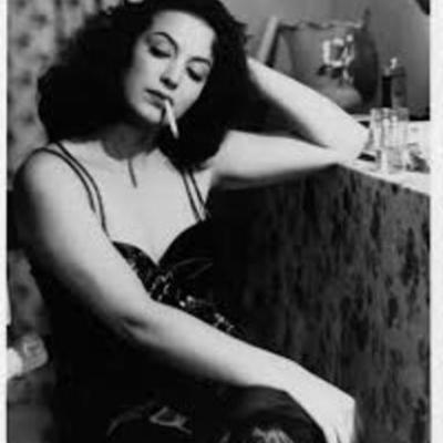 Timeline: Maria Felix