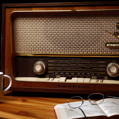 Timeline: La HIstoria de la Radio