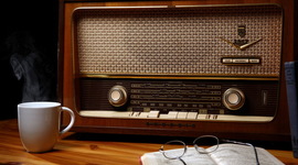 Timeline: La HIstoria de la Radio