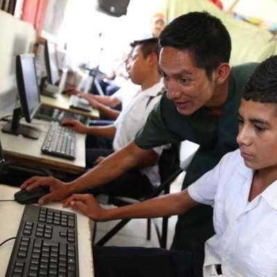 Timeline: Historia de la llegada de Internet a Honduras