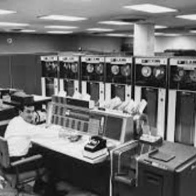 Timeline: historia del internet