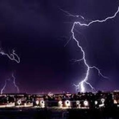 Timeline: historia de la electricidad