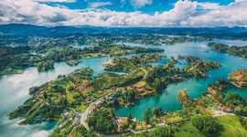 Timeline: PRODUCCIÓN Y CONSUMO EN COLOMBIA