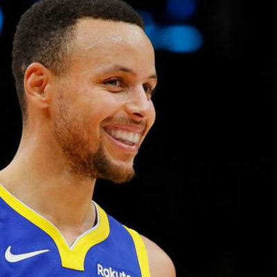 Timeline: (Ariana Carrillo) Stephen Curry