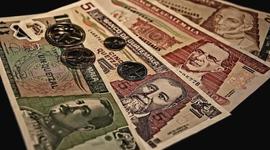 Timeline: La historia del dinero