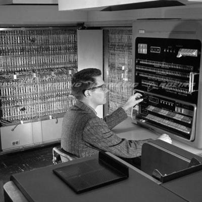 Timeline: HISTORIA DE LA COMPUTACIÓN