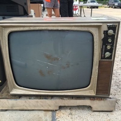 Timeline: televicion de un cavernicola