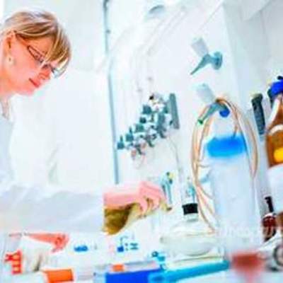 Timeline: Evolución Histórica del Laboratorio Clínico