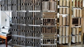 Timeline: History of computers  (Ander García and Iñigo Durán)