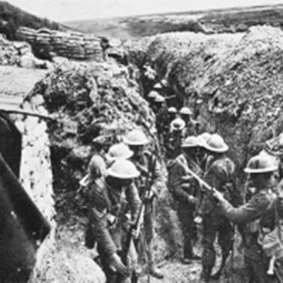 Timeline: EN LA ÉPOCA DE PAPASSEIT