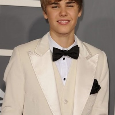 Timeline: Justin Bieber by Montse  Lorenzo