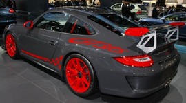 Timeline: NoV. 2000 Grand Opening of striped Umbrella Report