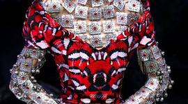 Timeline: Alexander Mcqueen