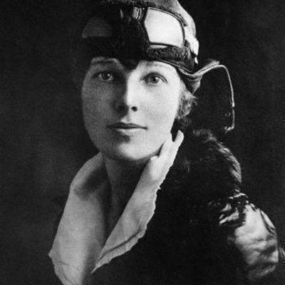 Timeline: Life of Amelia Earhart