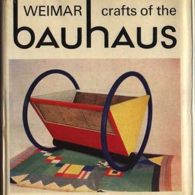Timeline: BAUHAUS