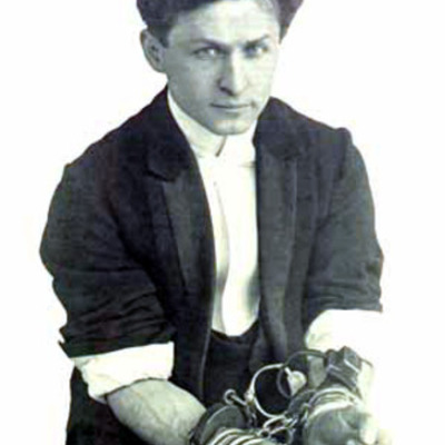 Timeline: Life of Harry Houdini