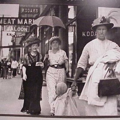 Timeline: History 009055