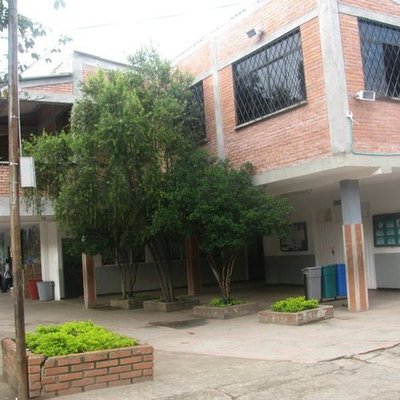 Timeline: Historia de la institucion Educativa Provenza