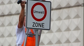 Timeline: Geschichte der Umweltzonen in Deutschland